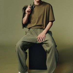 ZARA OLIVE GREEN PLEATED OVERSIZED PANTS SIZE XL NWOT